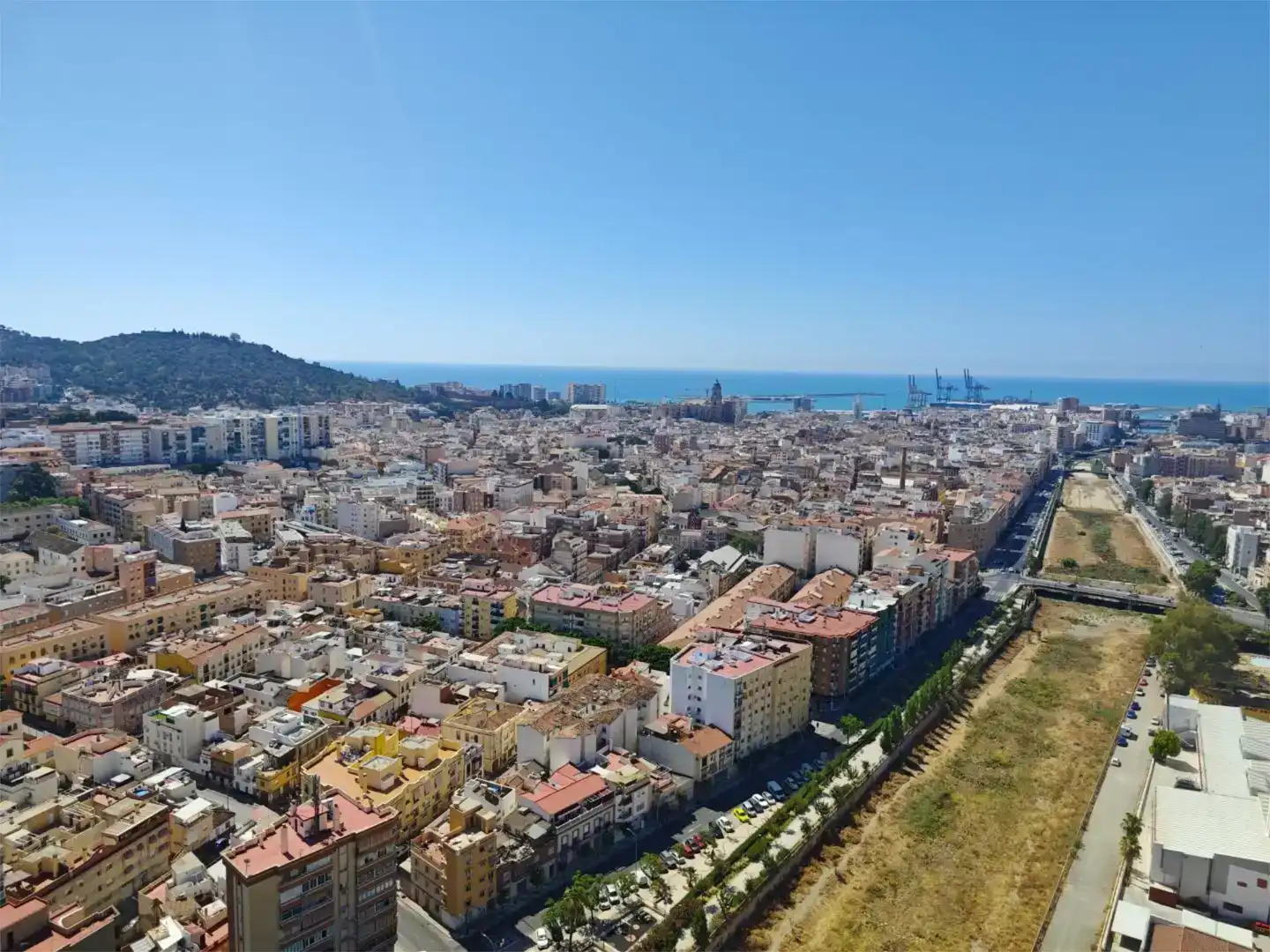 Außenansicht von Wohnung zur Miete in Málaga Capital mit Klimaanlage und Schwimmbad