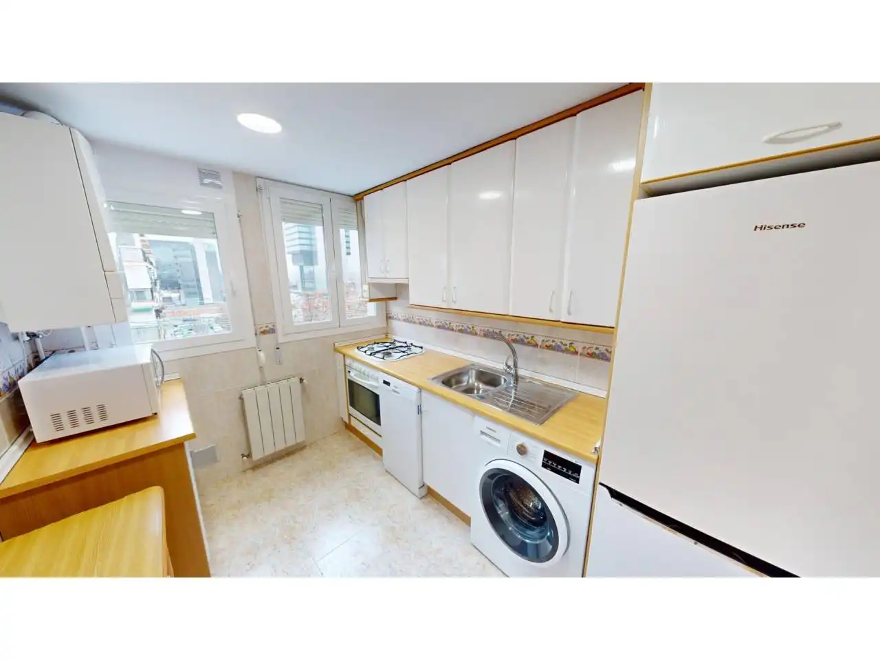 Kitchen of Flat for rent in Madrid  with Air Conditioner, Heating and Terrace