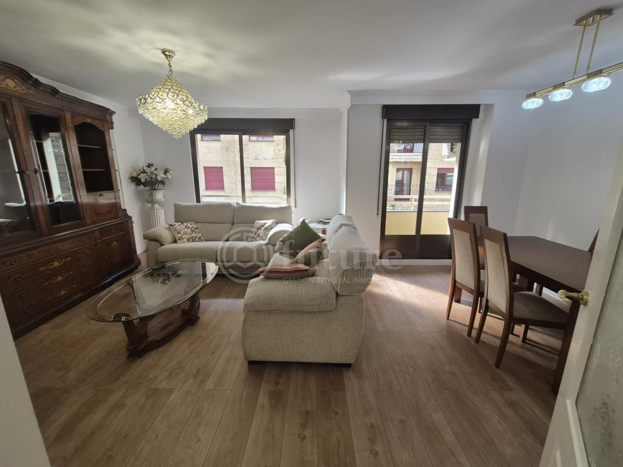 Living room of Flat for rent in Salamanca Capital  with Air Conditioner, Heating and Furnished