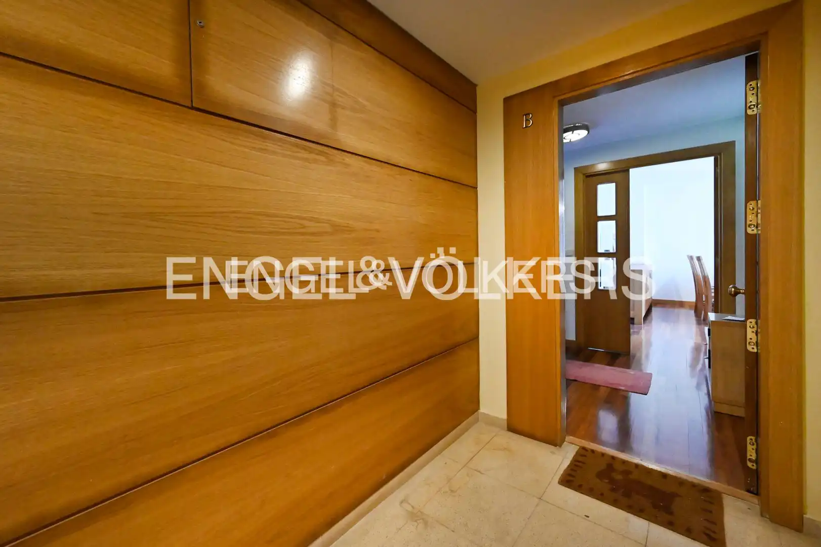 Piso de alquiler en Santander con Calefacción, Trastero y Piscina