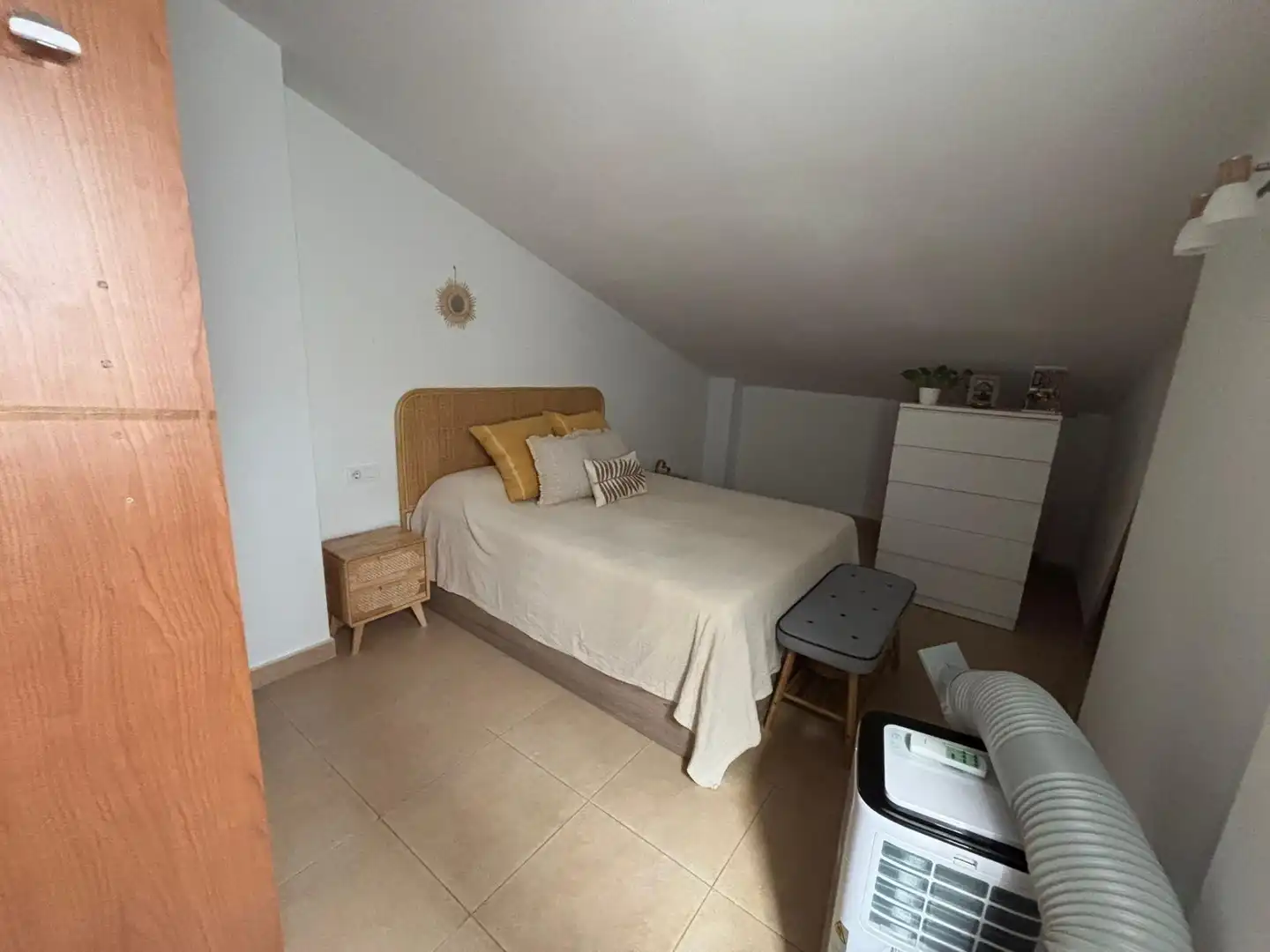 Dormitori de Dúplex en venda en Girona amb Aire condicionat i Moblat
