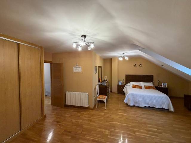 Dúplex en Venta en Calle Panera Del Estudio en Peñafiel