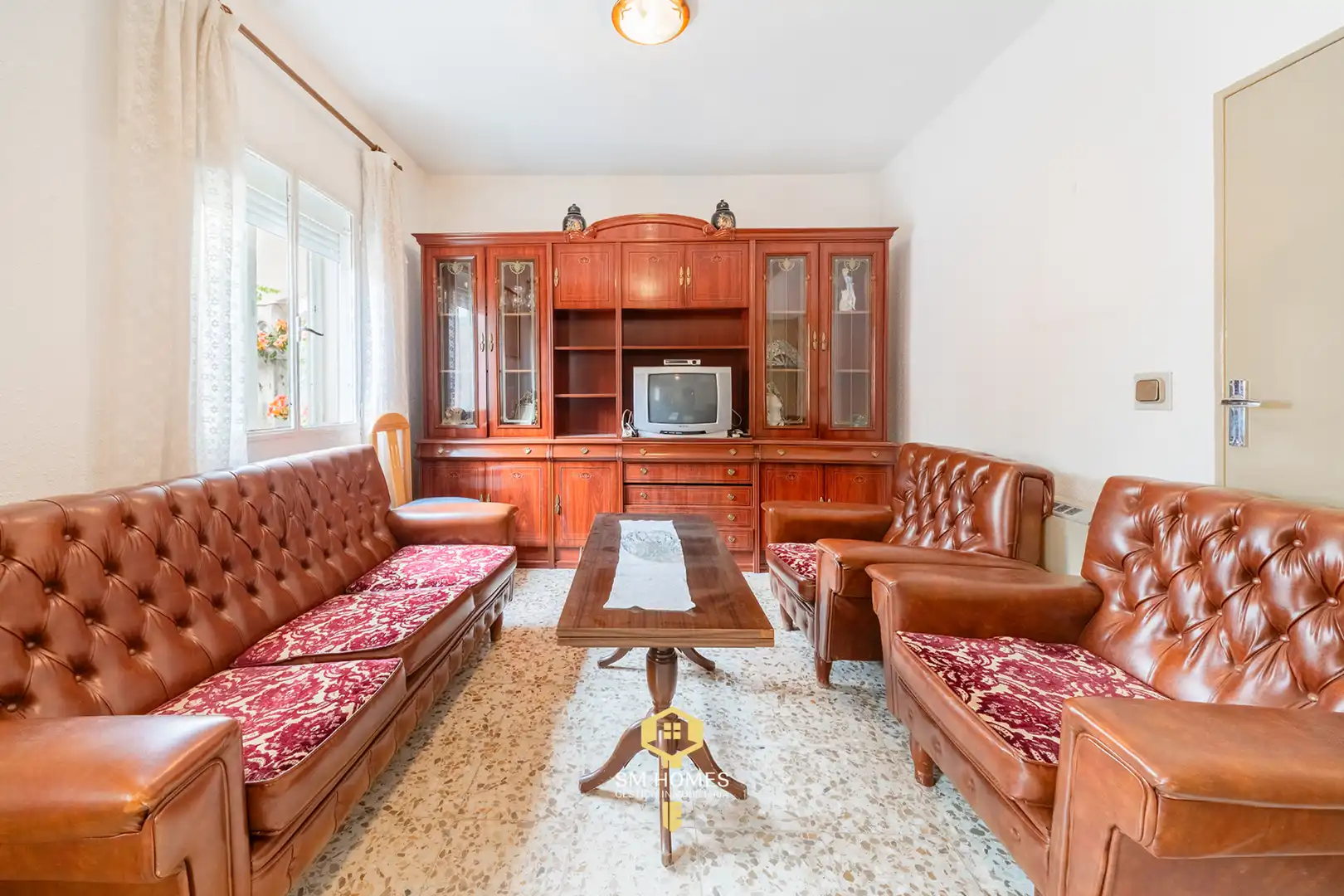 Sala d'estar de Casa adosada en venda en Mejorada del Campo amb Calefacció, Jardí privat i Terrassa