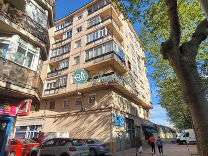 Vista exterior de Pis en venda en Segovia Capital amb Terrassa