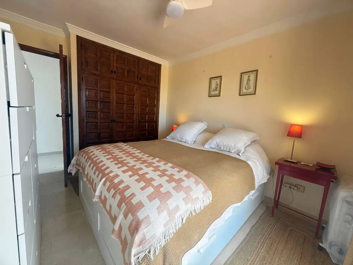 Habitación de Casa adosada en venta en Mijas con Aire acondicionado, Calefacción y Jardín privado