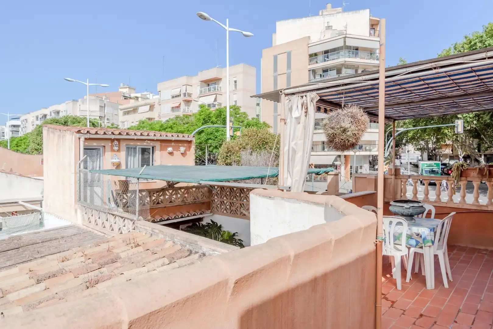 Casa adosada en venda a Els Hostalets