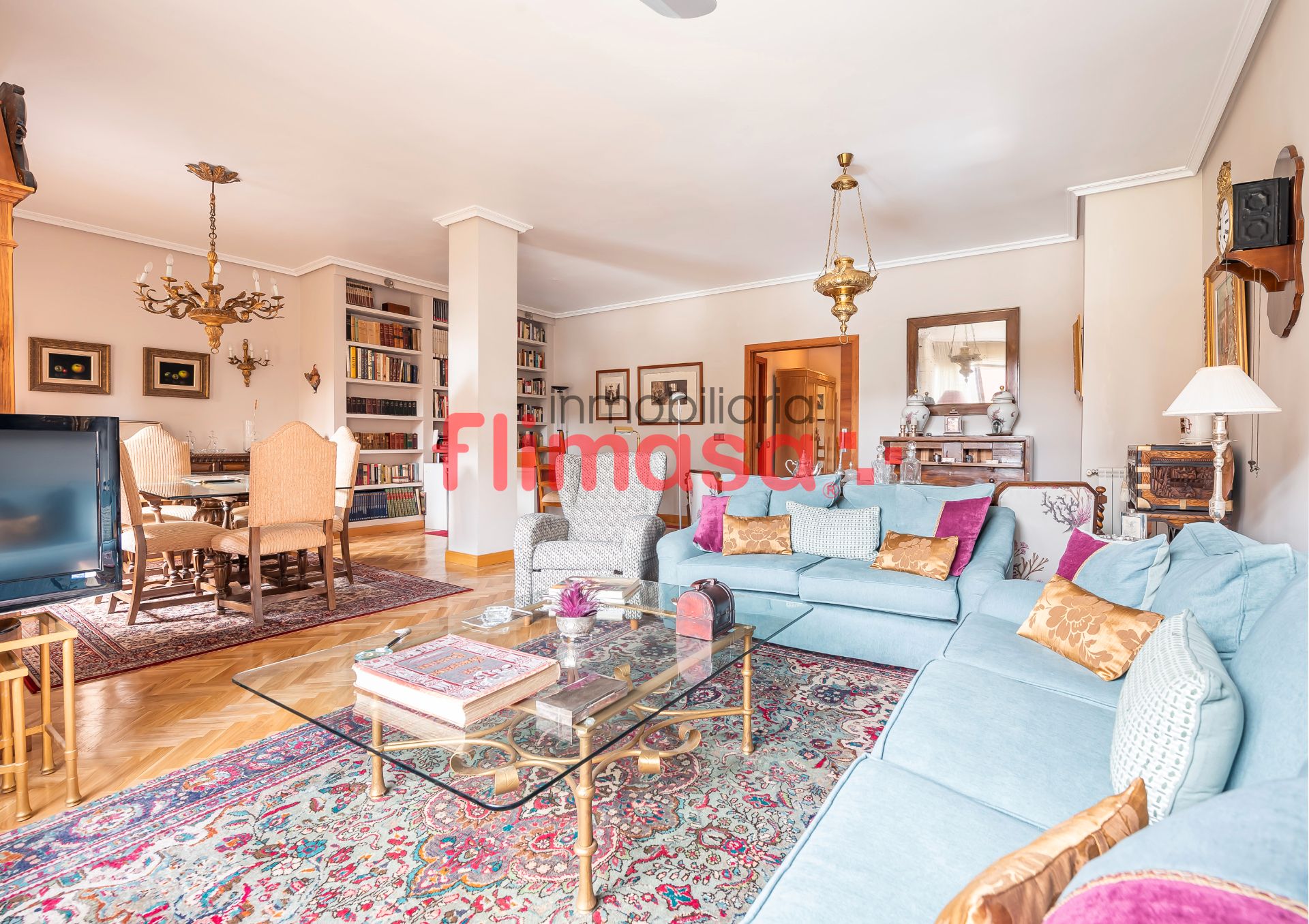 Sala de estar de Piso en venta en  Madrid Capital con Aire acondicionado, Calefacción y Parquet