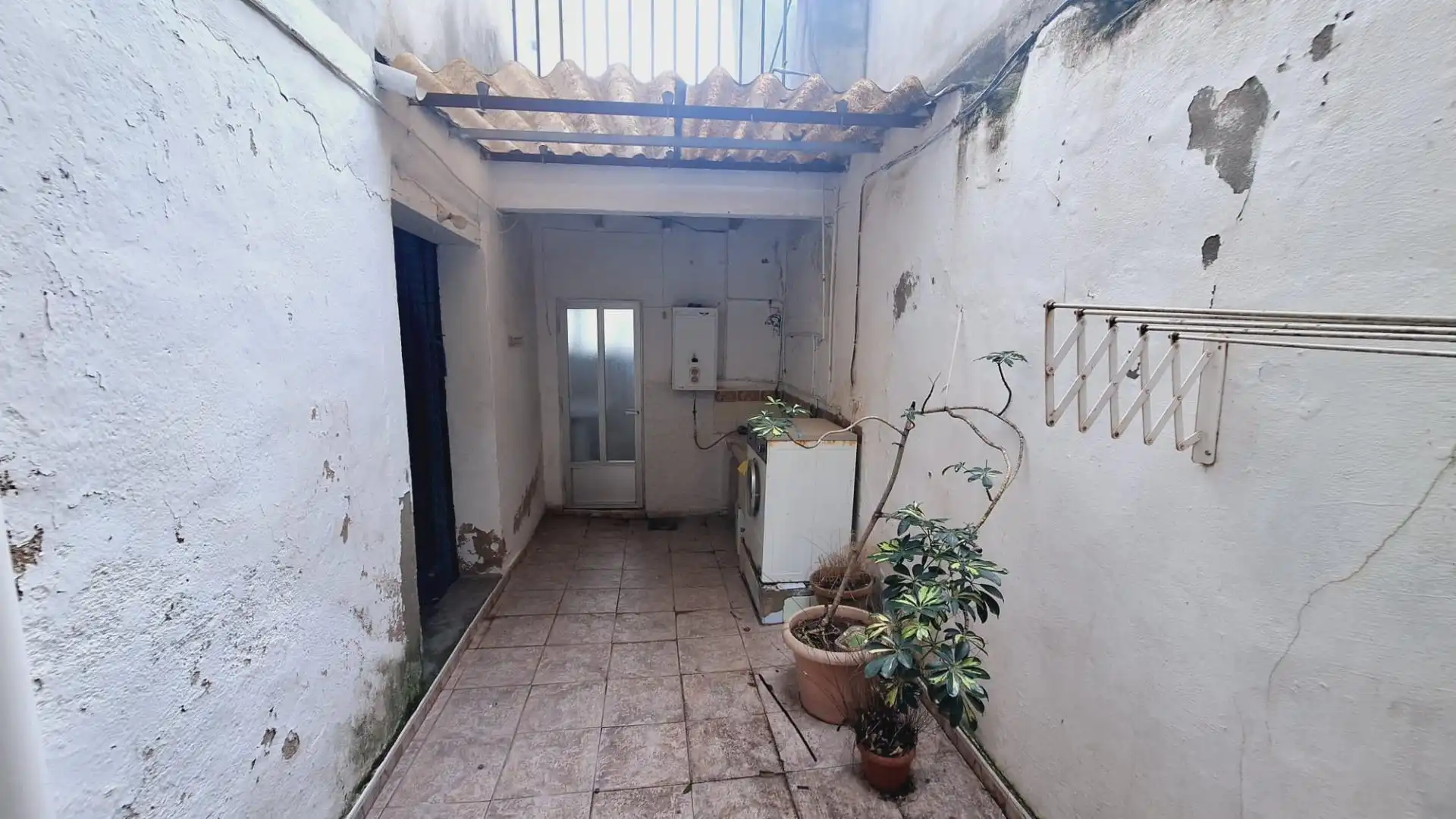Country homes for sale in Chella  with Terrace and Balcony