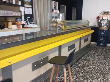 Locale commerciale in affitto a Sant Llatzer