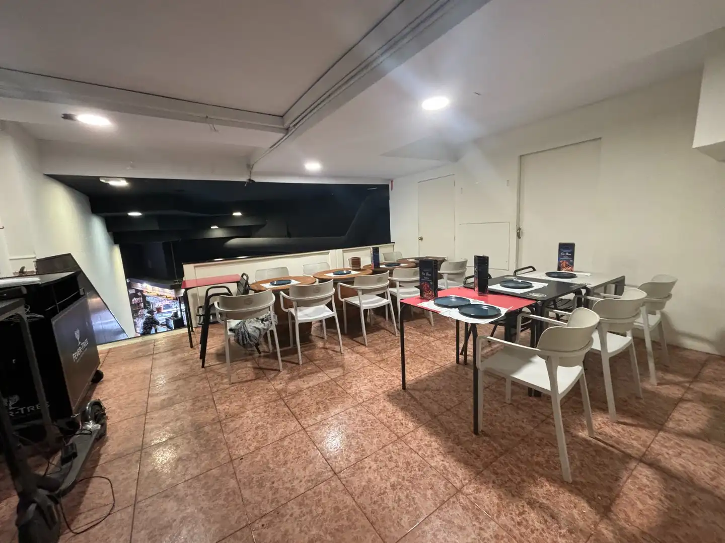 Business premises for transfer in Sants - Montjuïc, imagen 26