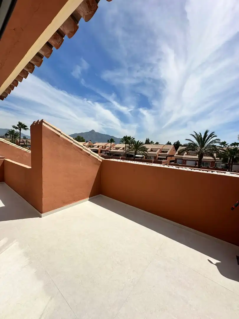 Terrassa de Àtic de lloguer en Marbella amb Aire condicionat, Calefacció i Terrassa