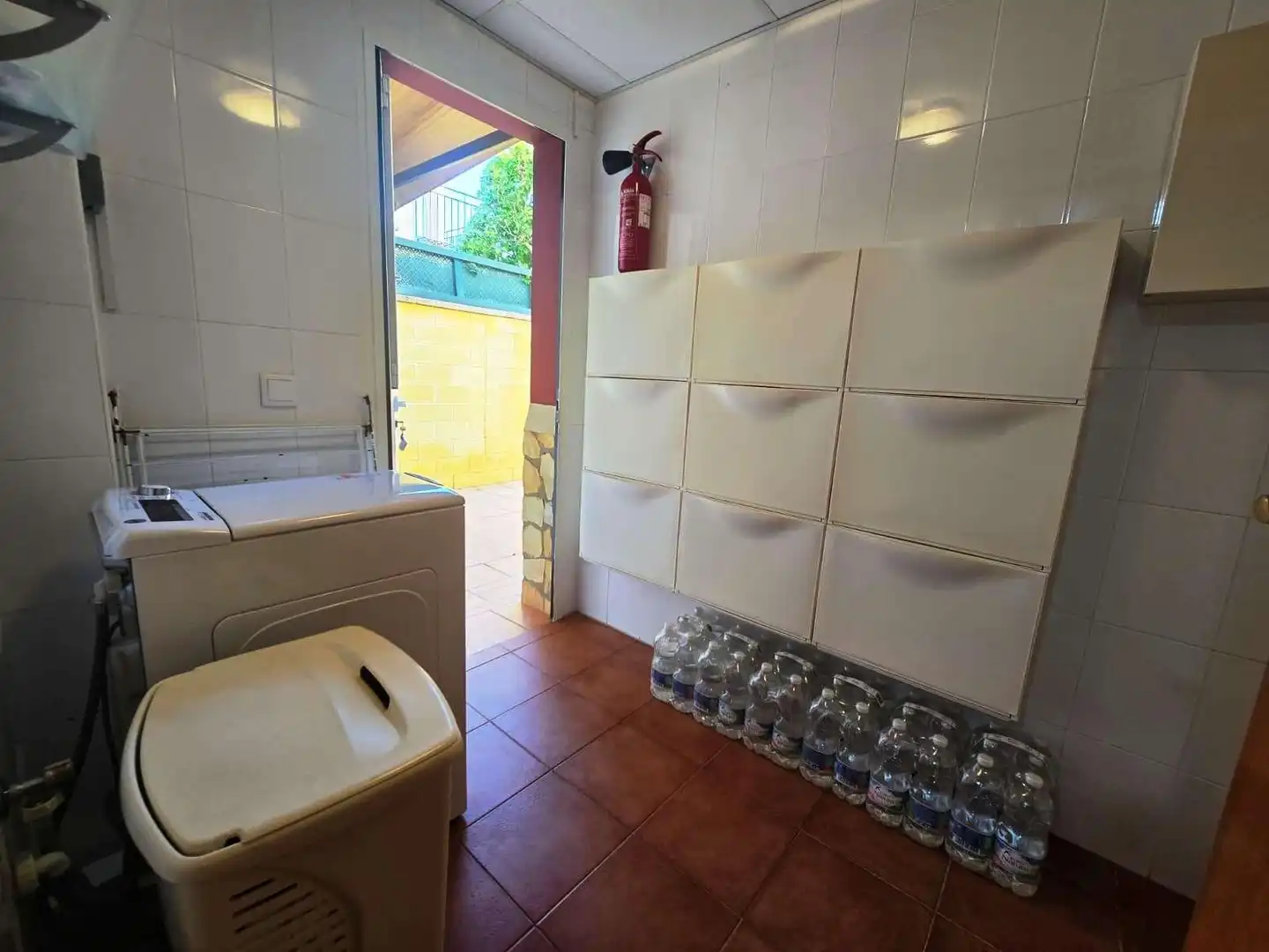 Bany de Casa adosada en venda en Bormujos amb Aire condicionat, Terrassa i Piscina comunitària