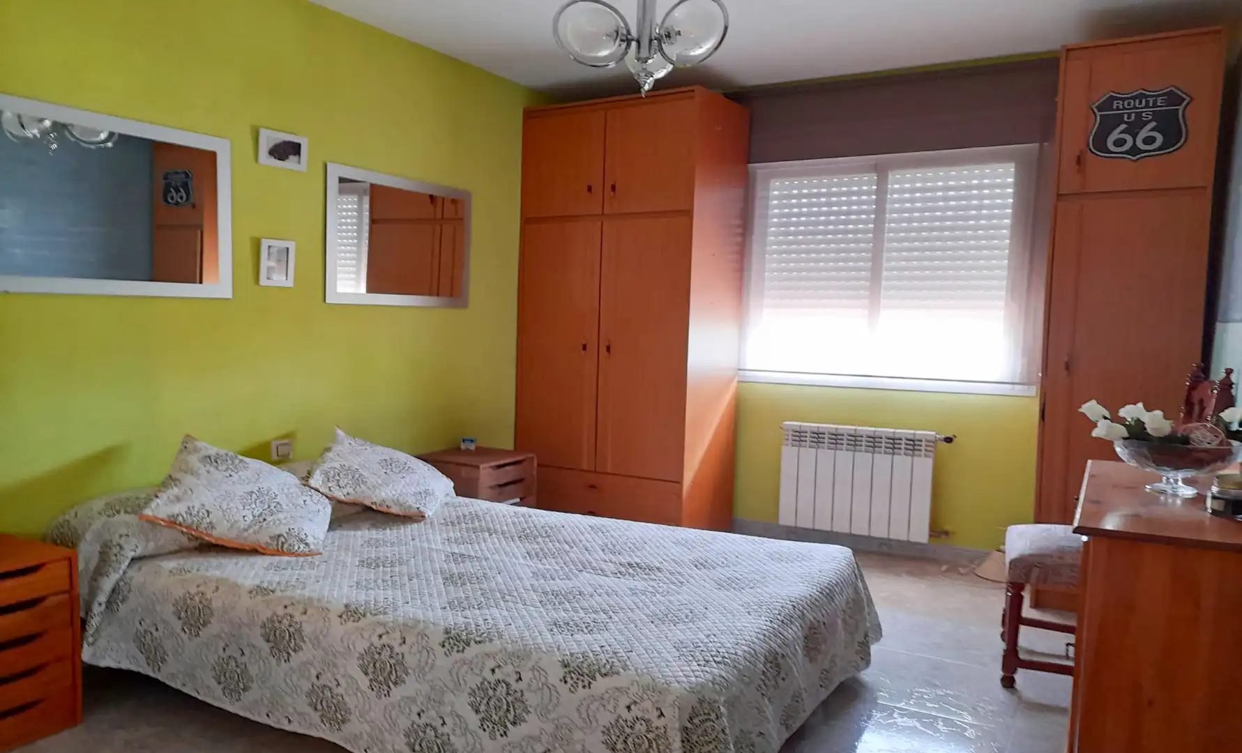 Bedroom of Houses for sale in Batres  with Private garden, Terrace and Storage room