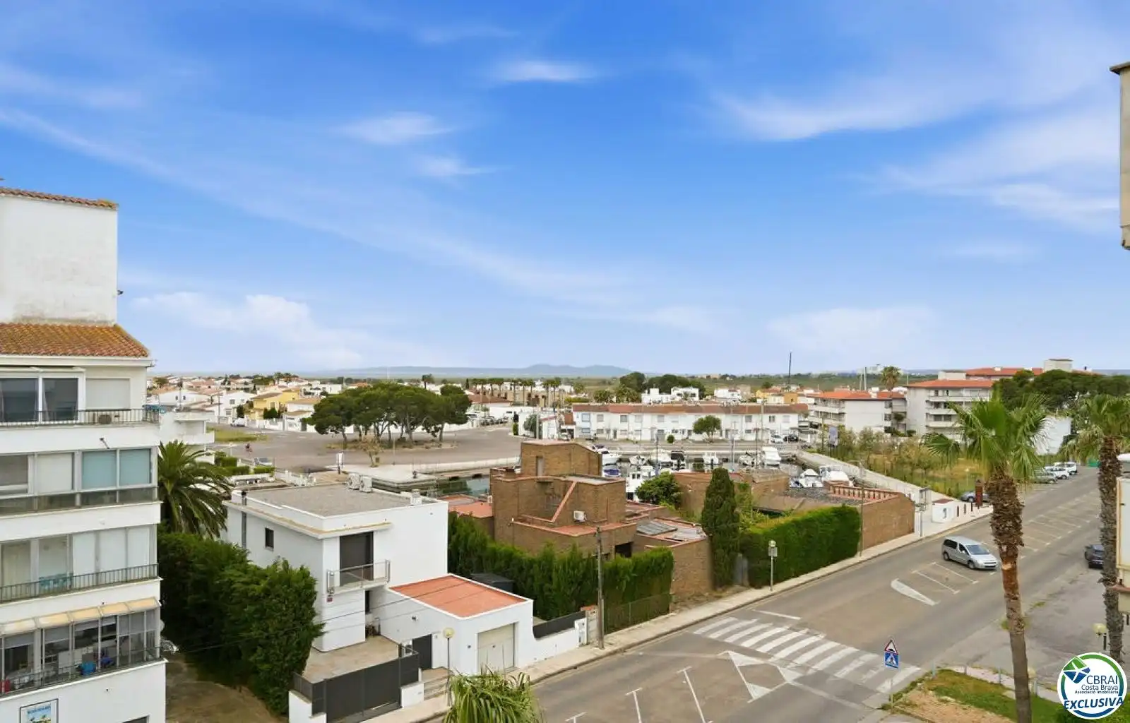 Vista exterior de Pis en venda en Roses amb Aire condicionat, Calefacció i Terrassa