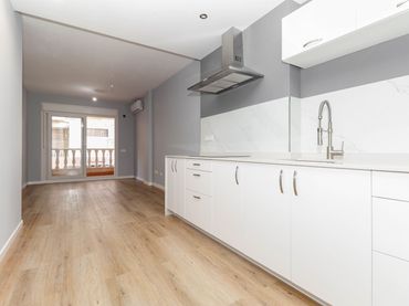 Piso con balcón en venta en La Mata
