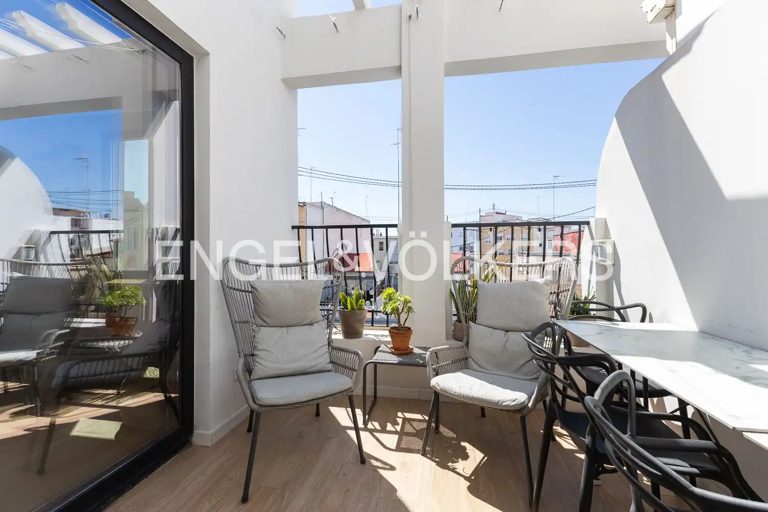 Balcony of Attic for sale in Valencia  with Air Conditioner, Heating and Terrace