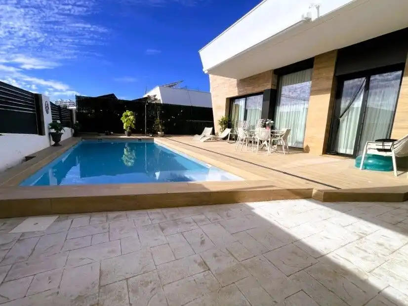 Casa amb piscina en venda a Balcón de Finestrat - Terra Marina, imagen 2