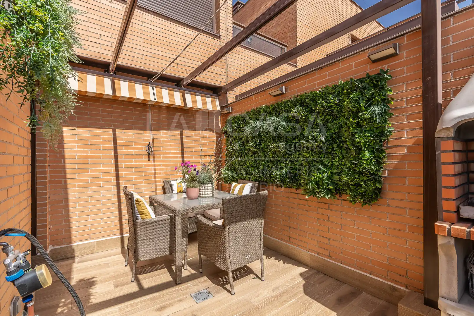 Terrassa de Dúplex en venda en Ciudad Lineal