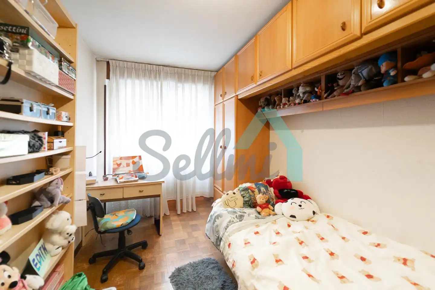Schlafzimmer von Erdgeschoss zum Verkauf in Oviedo  mit Heizung und Parkett