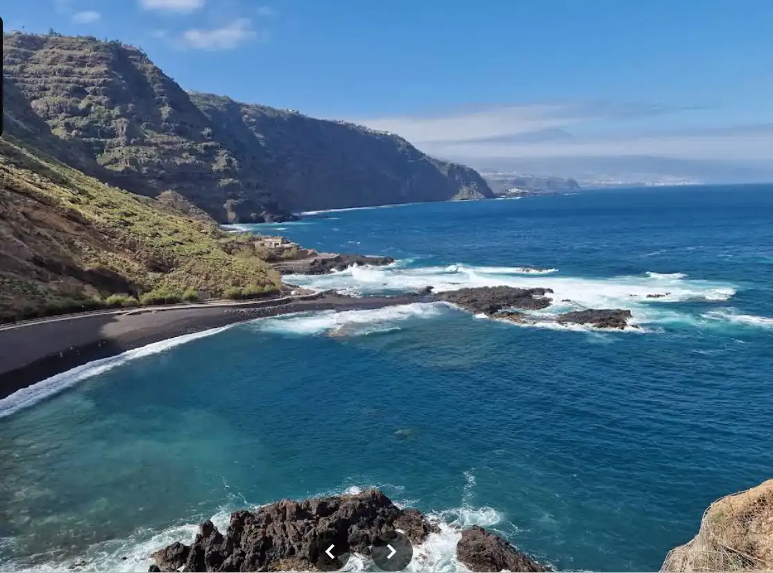 Vista exterior de Piso en venta en Guayonje - Mesa del Mar
