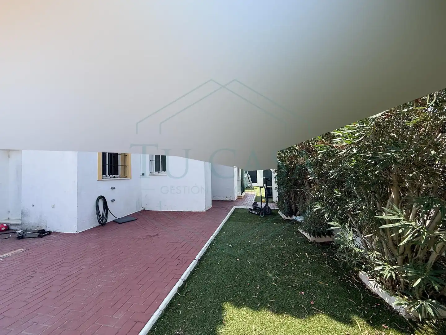Jardí de Casa o xalet en venda en Puerto Real amb Aire condicionat, Calefacció i Jardí privat