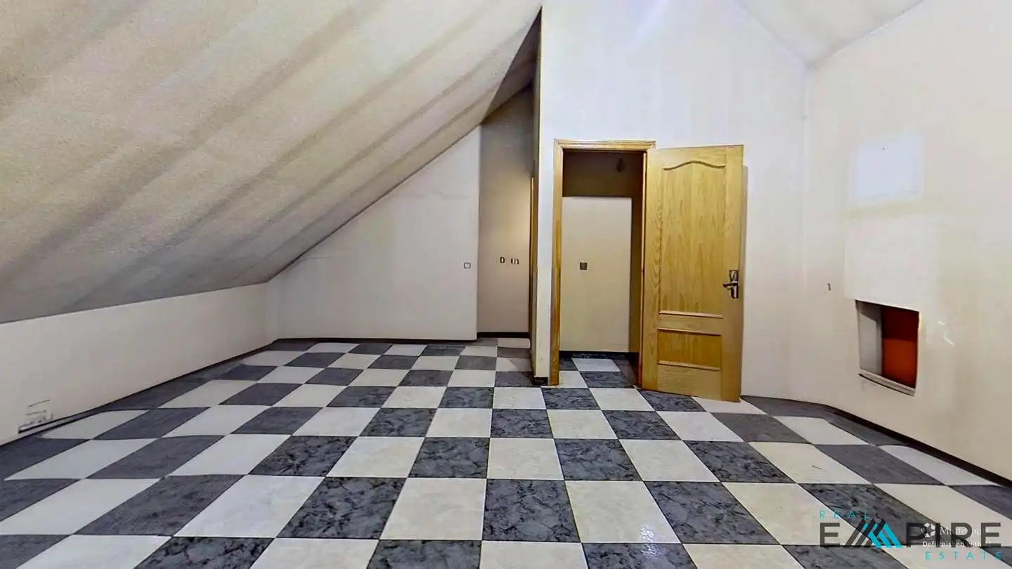 Casa o chalet en venta en Parla con Calefacción, Terraza y Amueblado