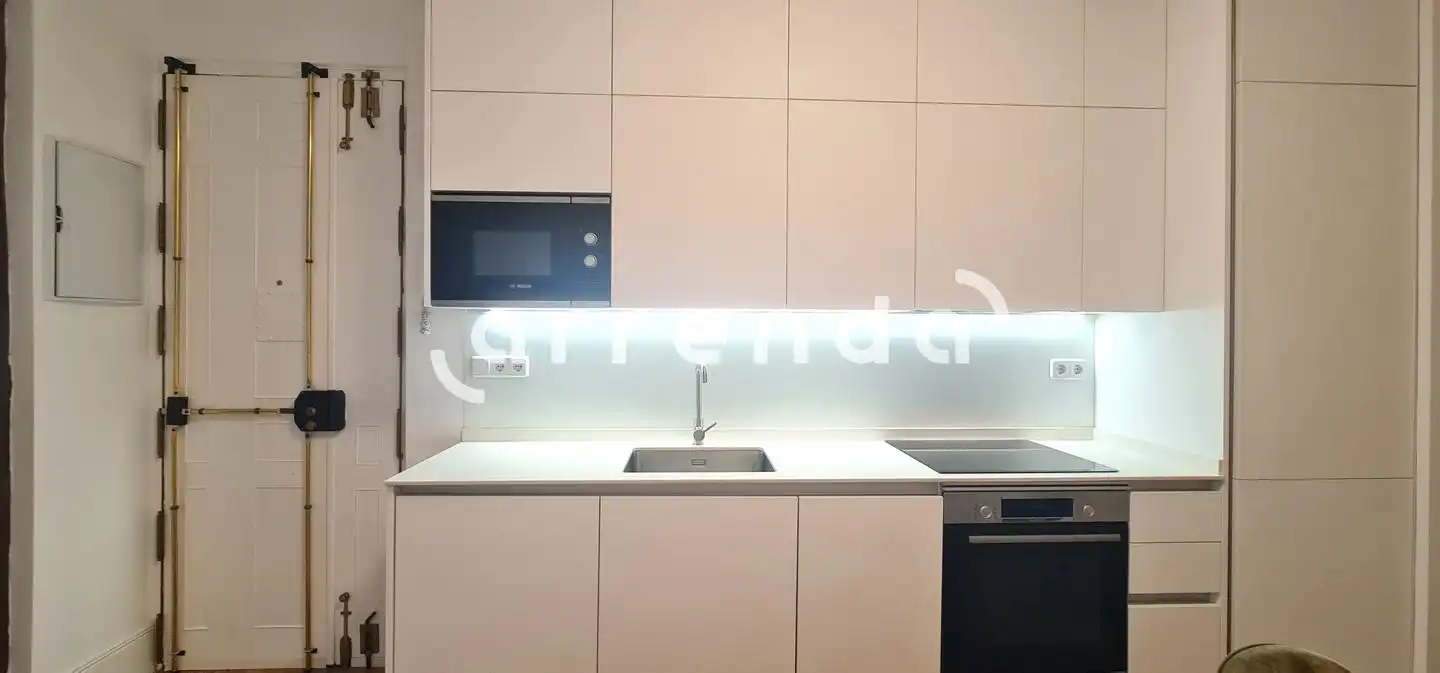 Küche von Wohnung zur Miete in Madrid mit Klimaanlage und Möbliert