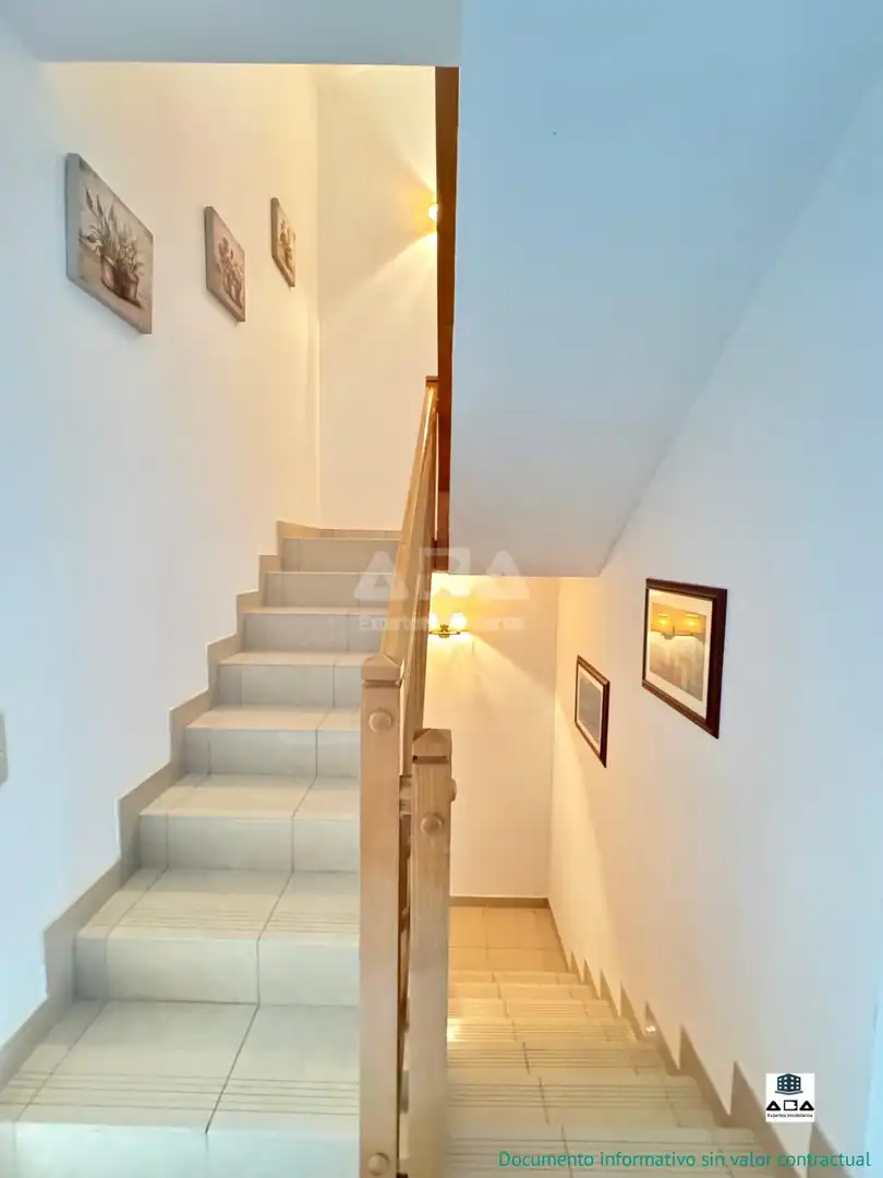 Einfamilien-Reihenhaus zum Verkauf in Alcalà de Xivert mit Klimaanlage, Privatgarten und Terrasse