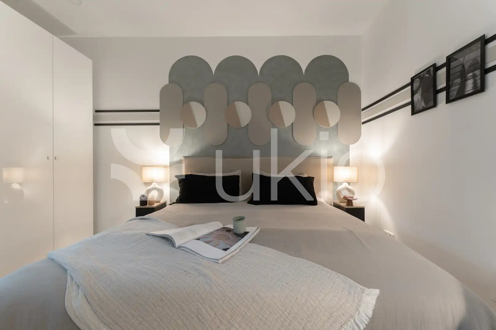 Dormitori de Apartament de lloguer en Madrid amb Aire condicionat, Calefacció i Moblat