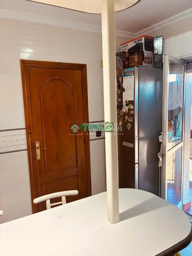 Cocina de Piso en venta en Olías del Rey con Aire acondicionado, Calefacción y Terraza