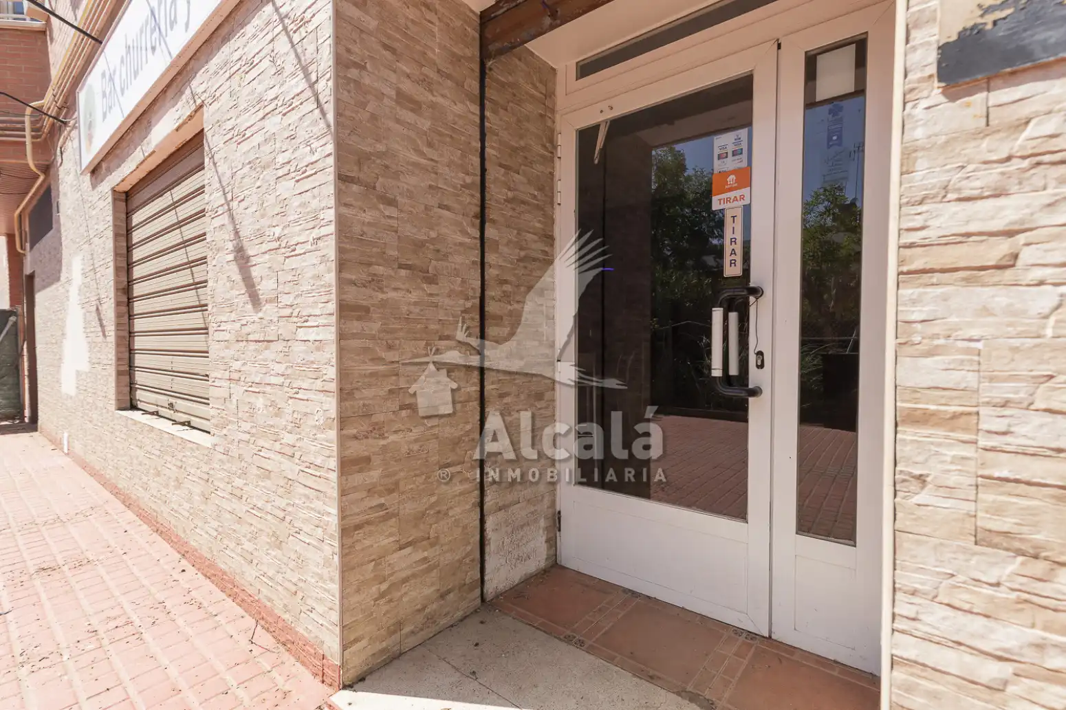 Local en venta en Alcalá de Henares