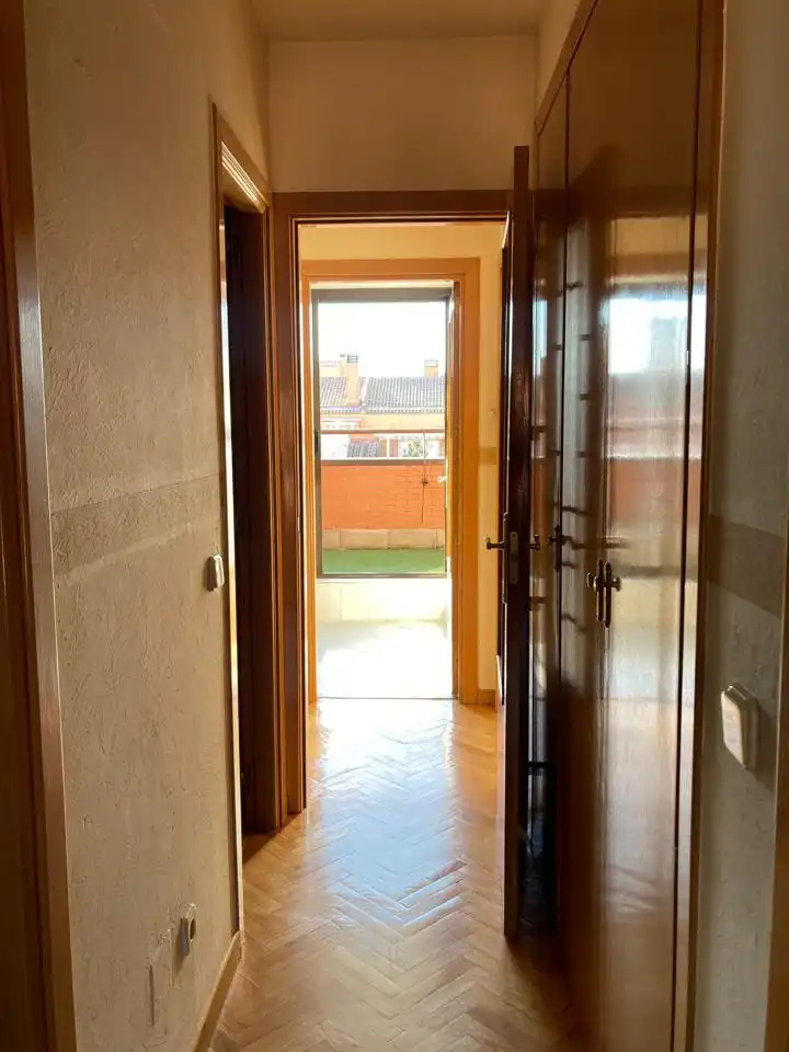 Flat for rent in Madrid  with Air Conditioner, Heating and Parquet flooring