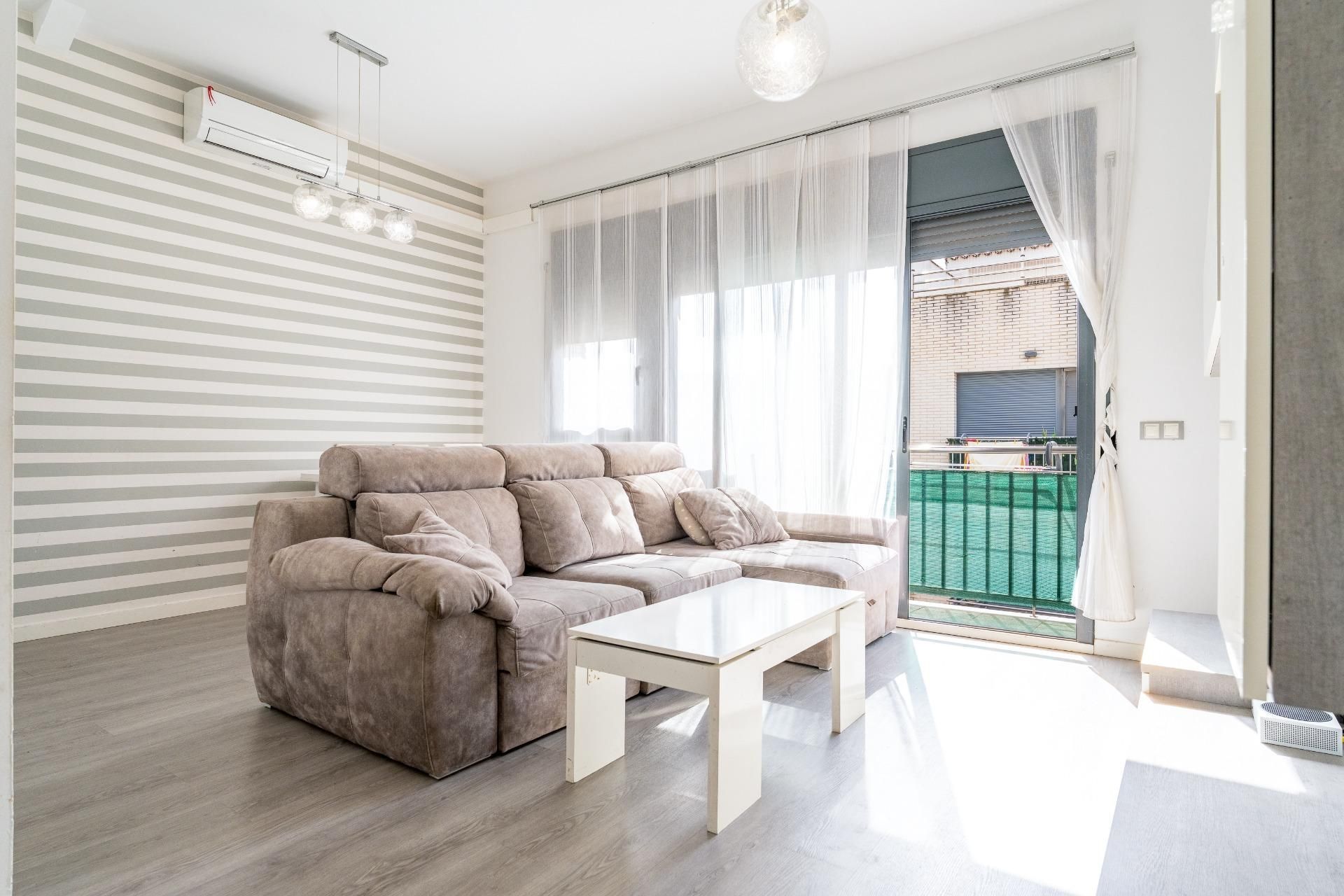 Living room of Flat for sale in Els Pallaresos  with Balcony