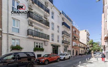 Exterior view of Flat for sale in  Granada Capital  with Air Conditioner