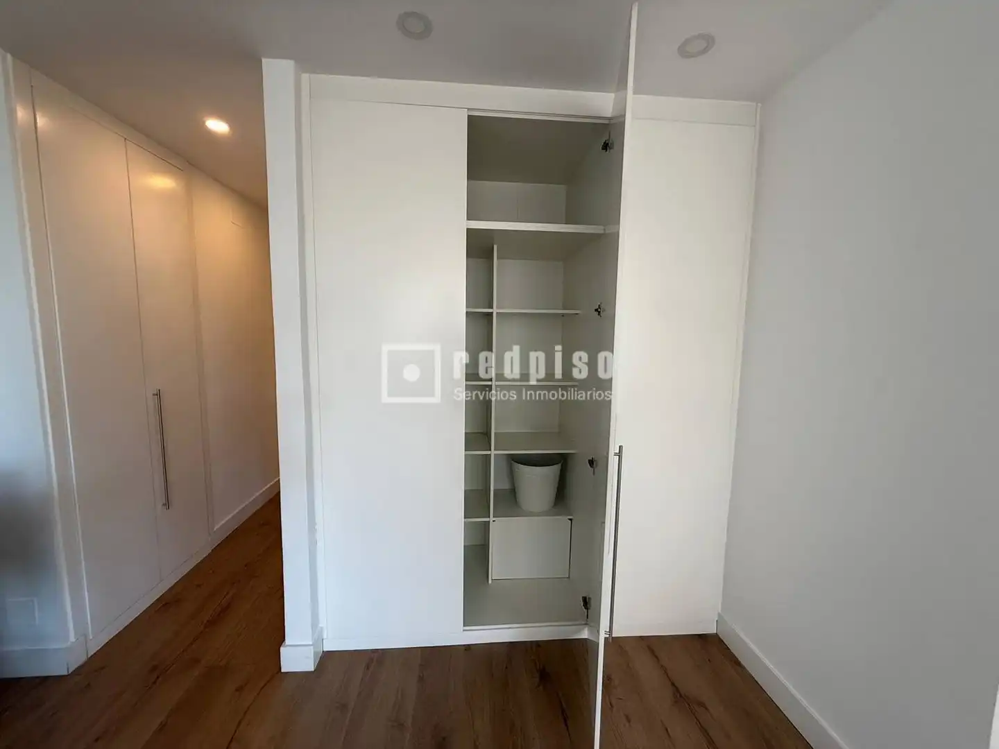 Schlafzimmer von Loft zur Miete in Madrid mit Klimaanlage