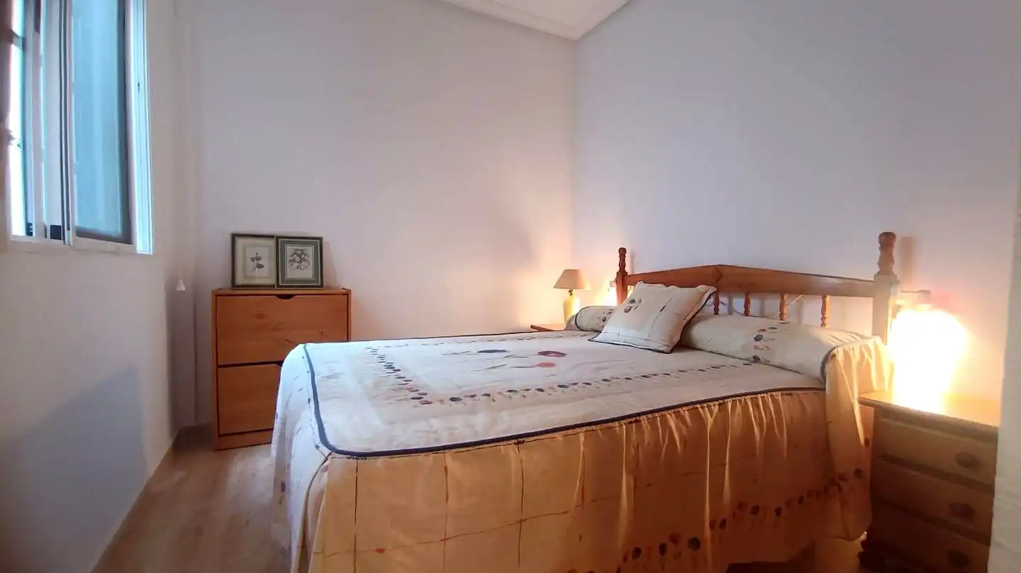 Dormitori de Dúplex en venda en San Pedro del Pinatar amb Aire condicionat, Terrassa i Moblat