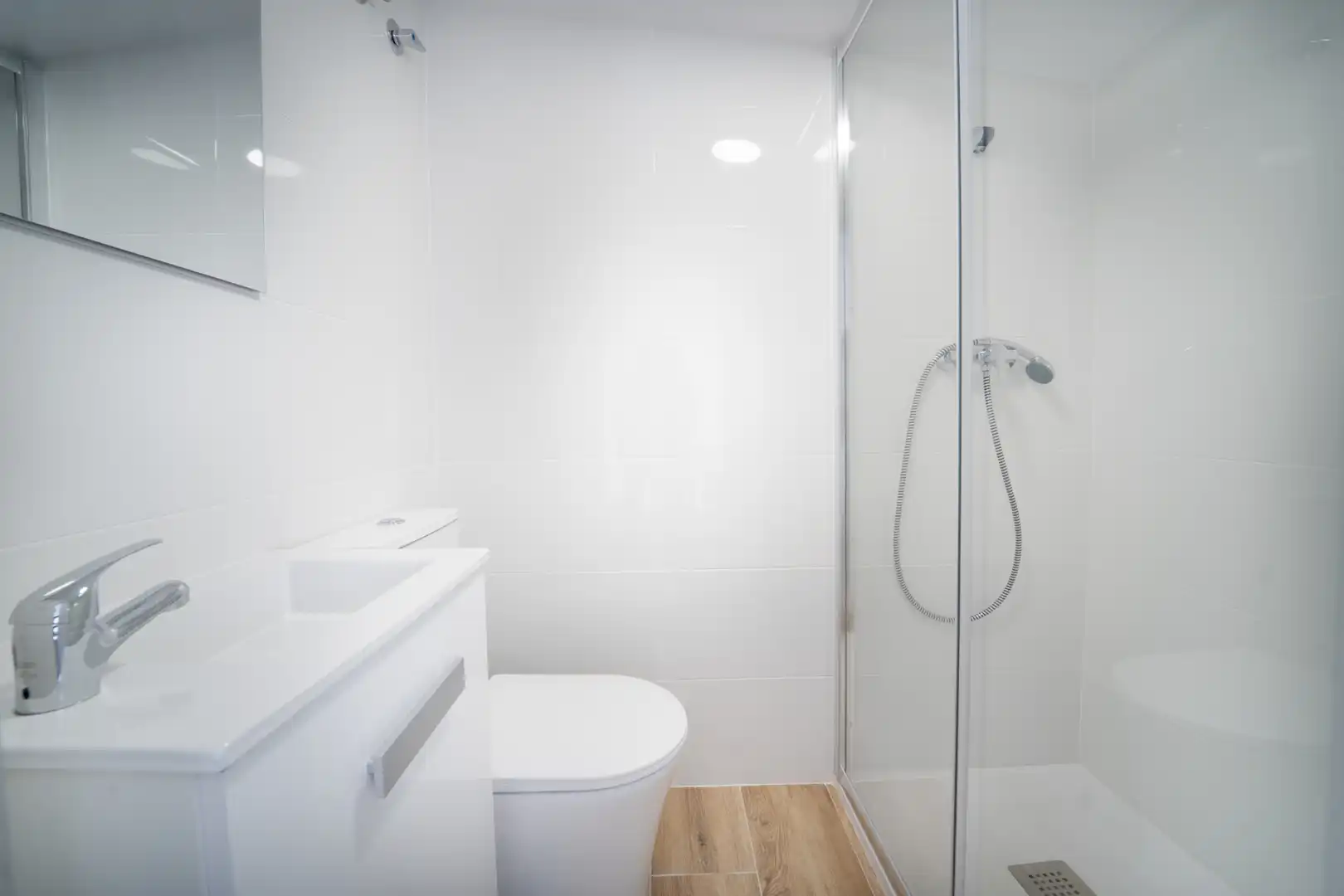 Bathroom of Flat for rent in Madrid  with Heating, Furnished and Oven