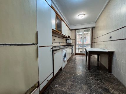 Kitchen of Flat for sale in Zumaia  with Heating, Storage room and Oven