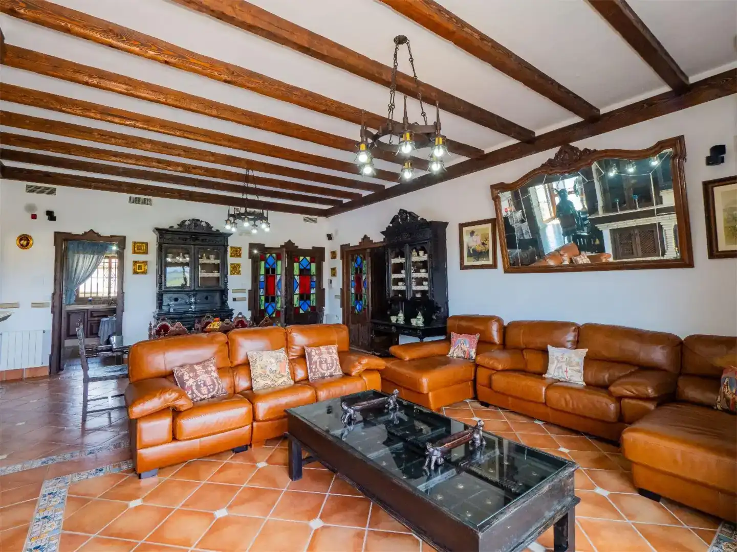 Wohnzimmer von Country house zum Verkauf in Alhaurín El Grande mit Klimaanlage, Schwimmbad und Balkon