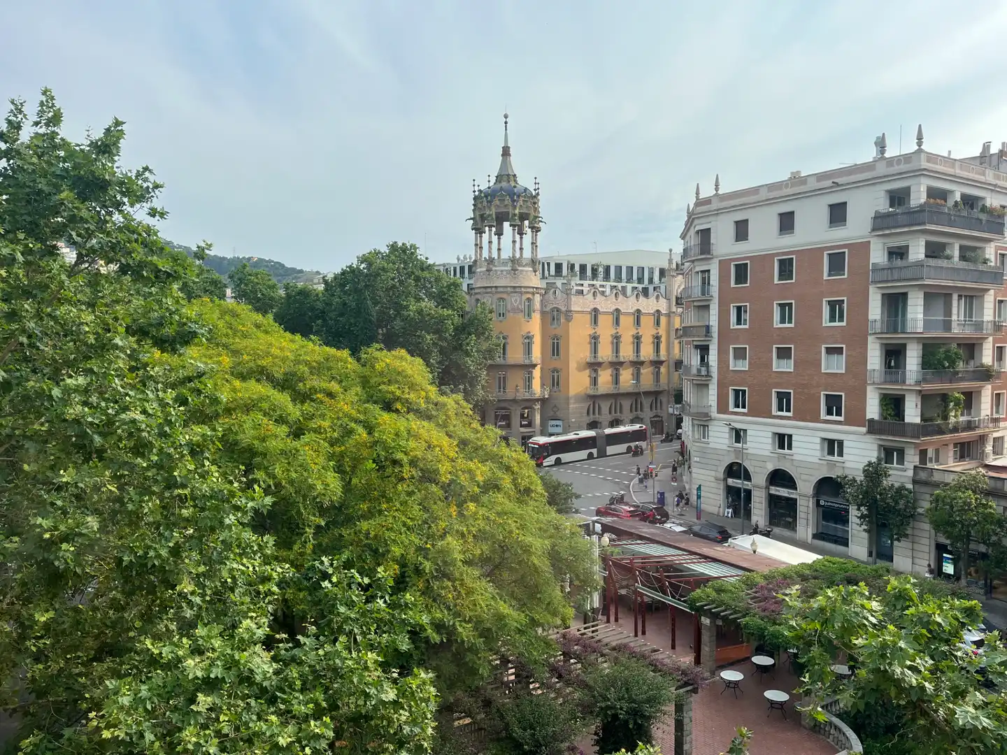 Vista exterior de Piso de alquiler en Barcelona con Aire acondicionado, Calefacción y Parquet