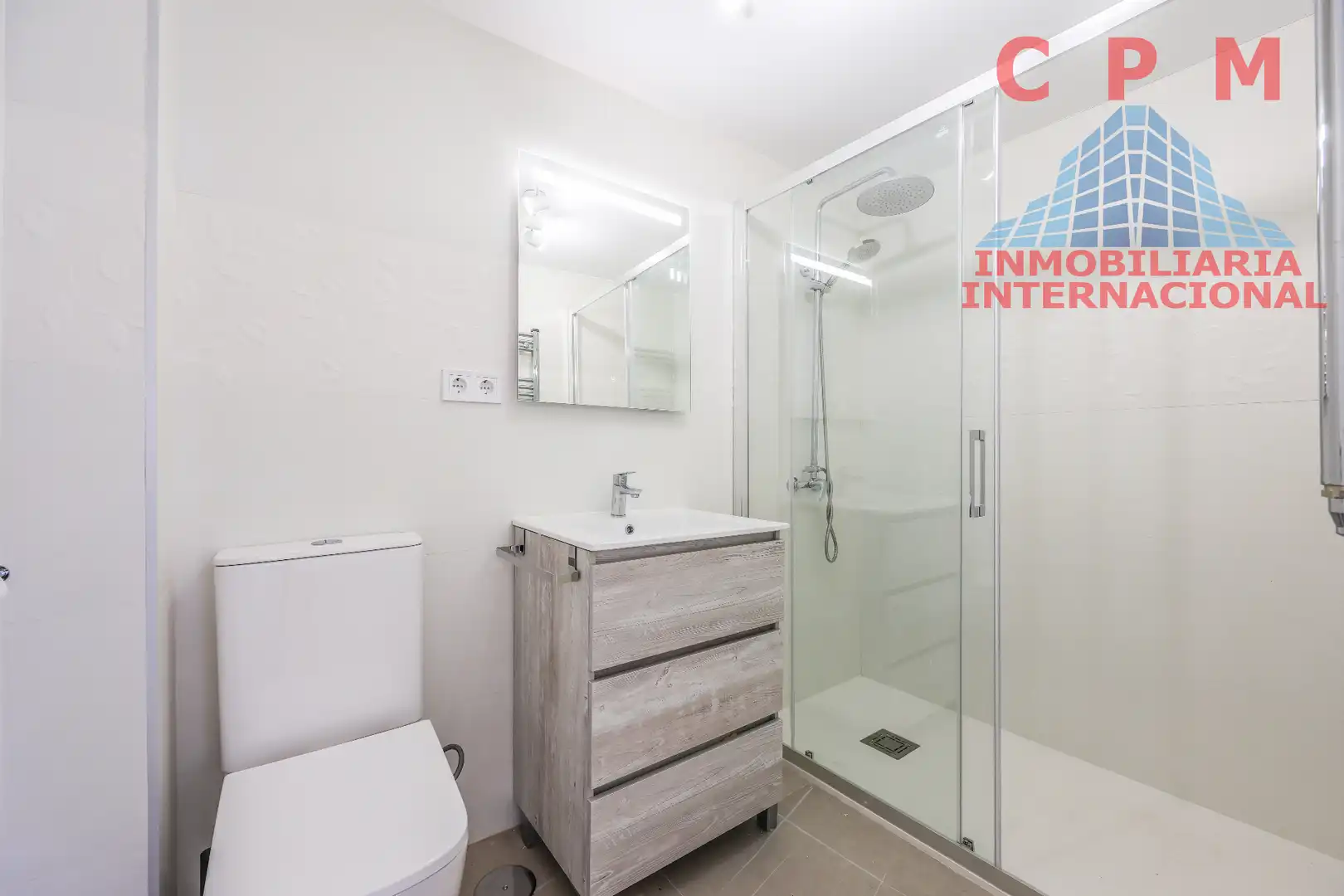 Badezimmer von Haus oder Chalet zur Miete in Pozuelo de Alarcón mit Klimaanlage, Heizung und Privatgarten
