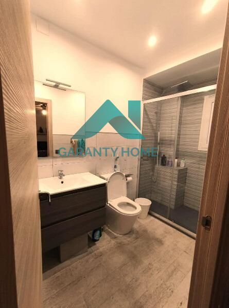 Bathroom of Flat for sale in Cáceres Capital  with Air Conditioner, Terrace and Furnished