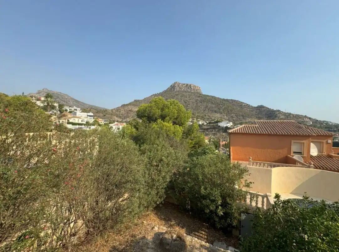 Vista exterior de Casa o xalet en venda en Calpe / Calp amb Aire condicionat, Calefacció i Jardí privat