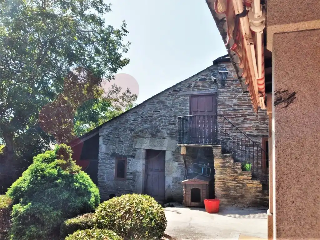 House with terrace for sale in Parroquias del Oeste, imagen 2