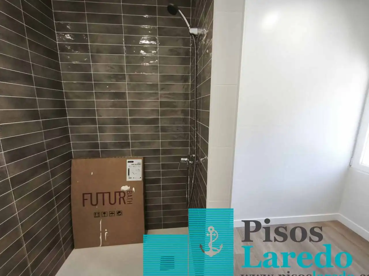 Bathroom of Flat for sale in Ampuero  with Heating and Parquet flooring