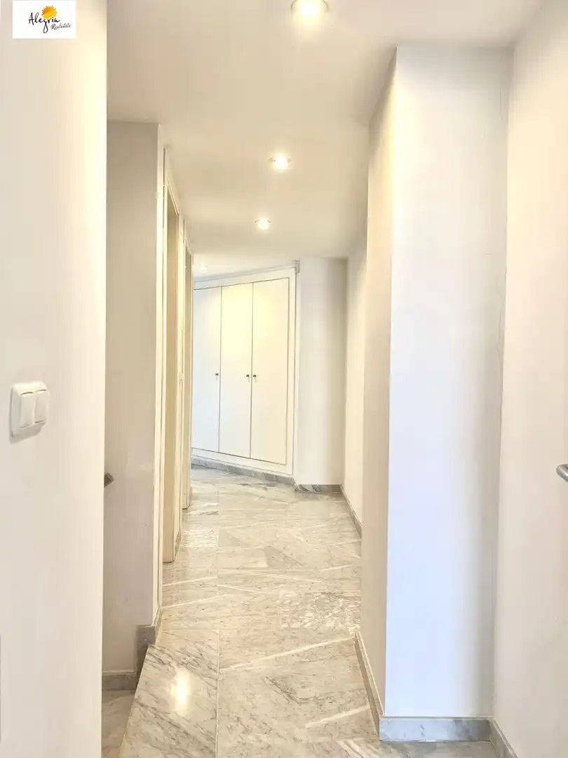 Maisonette zum Verkauf in Valencia mit Klimaanlage, Heizung und Terrasse