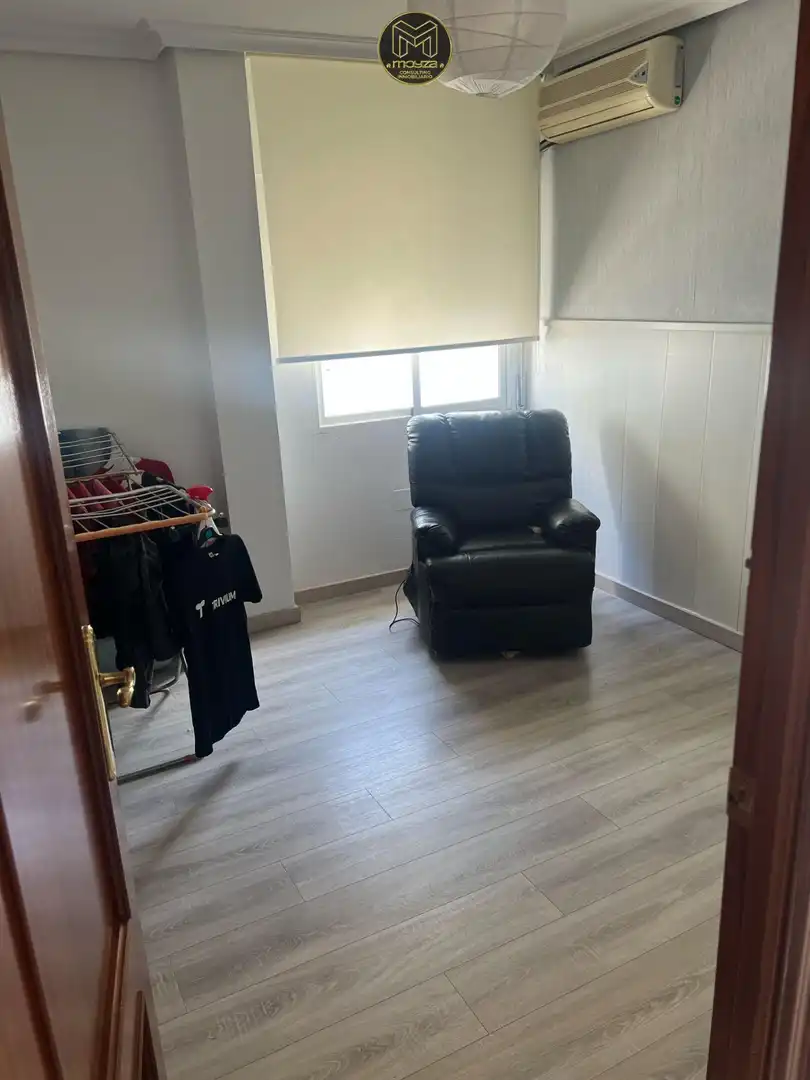 Piso con terraza en venta en Martos, imagen 6