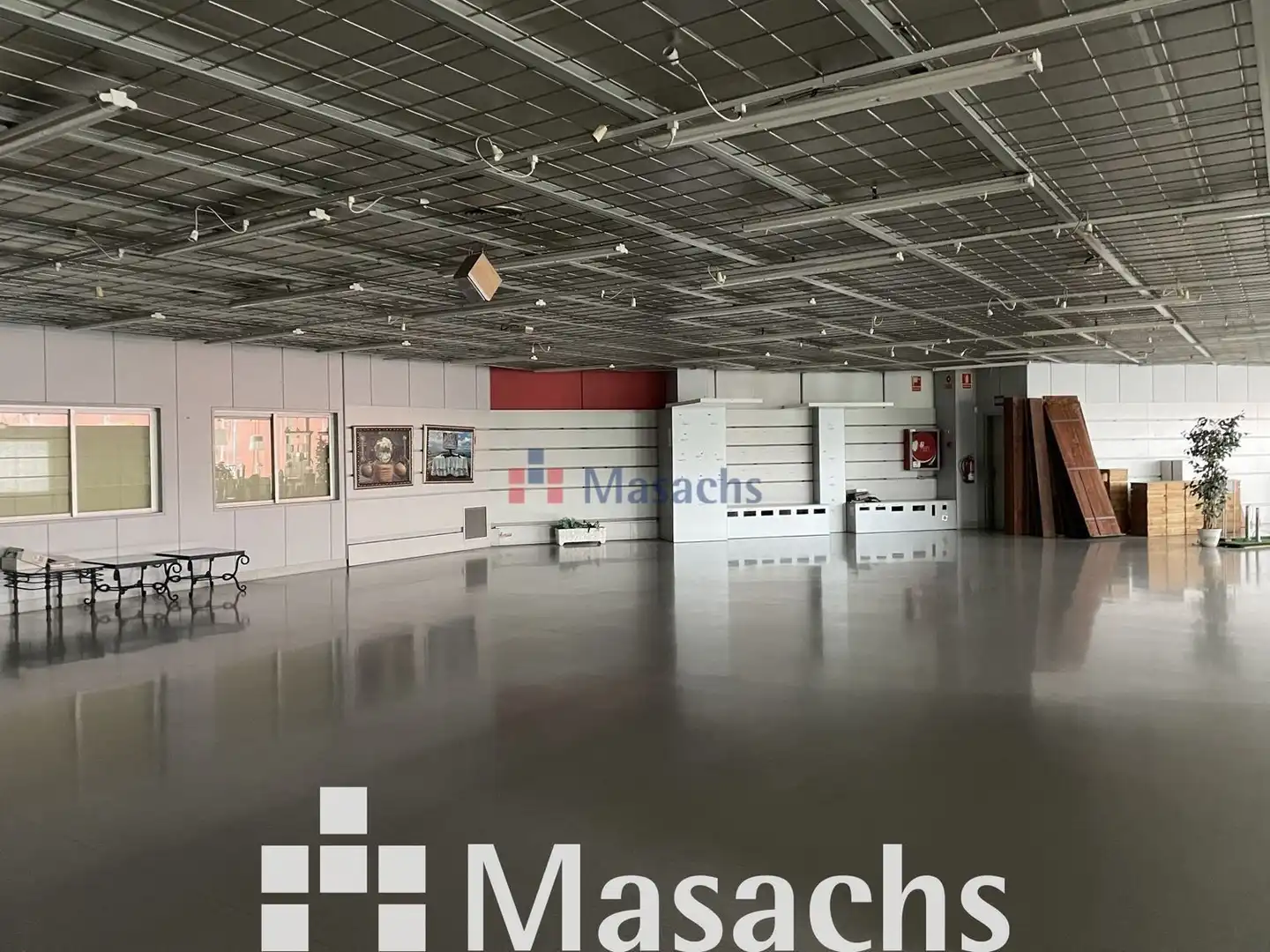Industrial building for sale in Sud, imagen 2