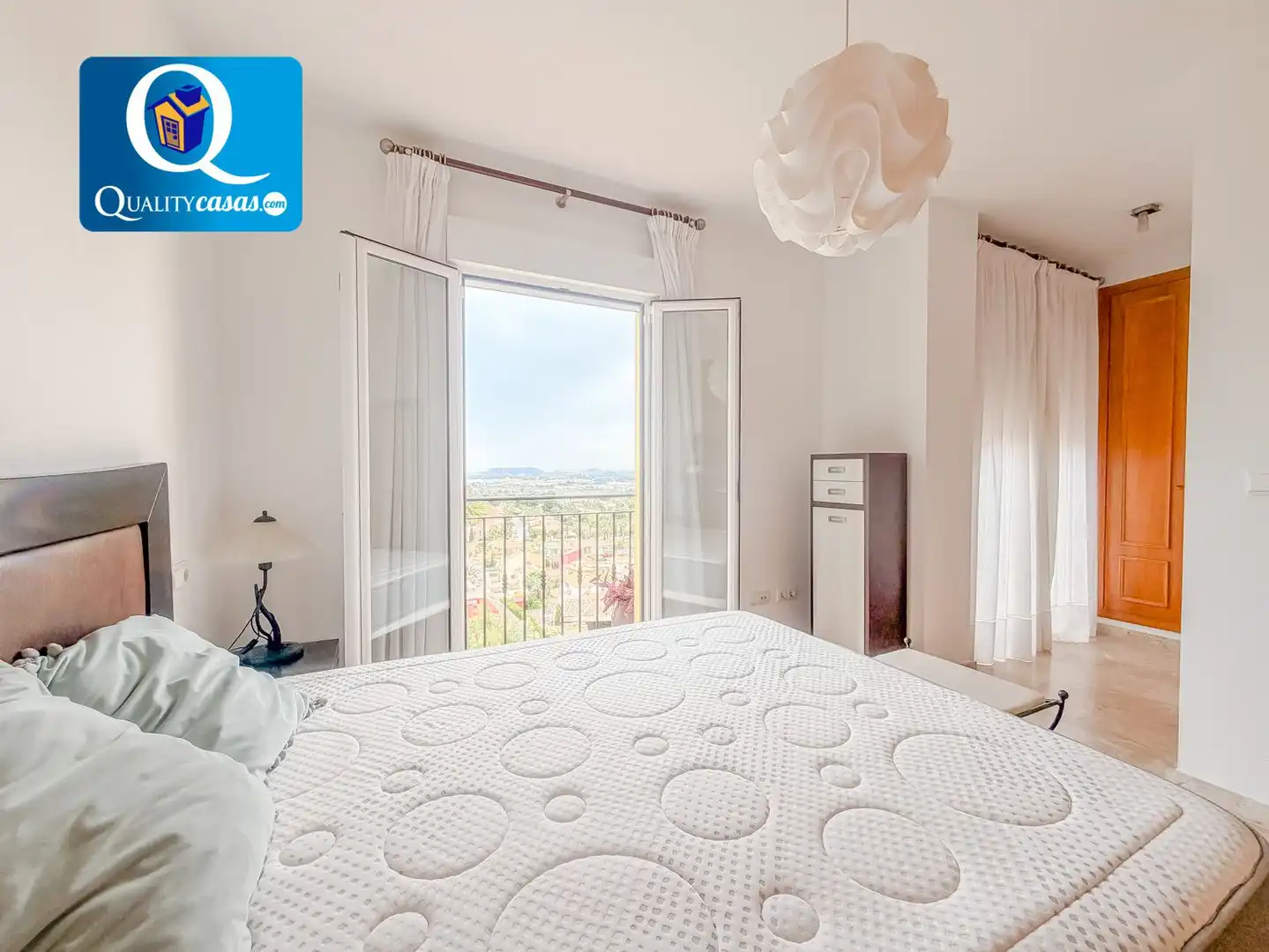 Habitación de Casa adosada en venta en Mutxamel con Aire acondicionado, Terraza y Piscina comunitaria
