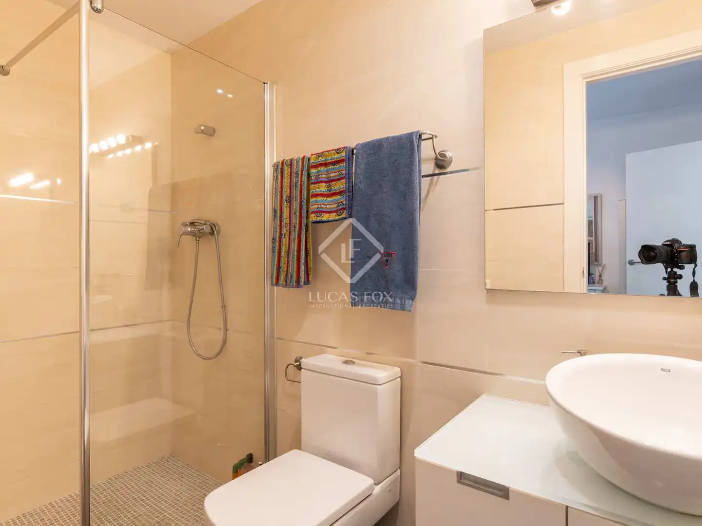 Baño de Casa o chalet en venta en Sant Cugat del Vallès con Aire acondicionado, Calefacción y Jardín privado